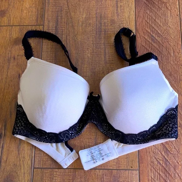 Le Mystere Contessa Bra Style 321 Off White w/Black Lace Underwired 32E 70E 85E - Picture 1 of 4